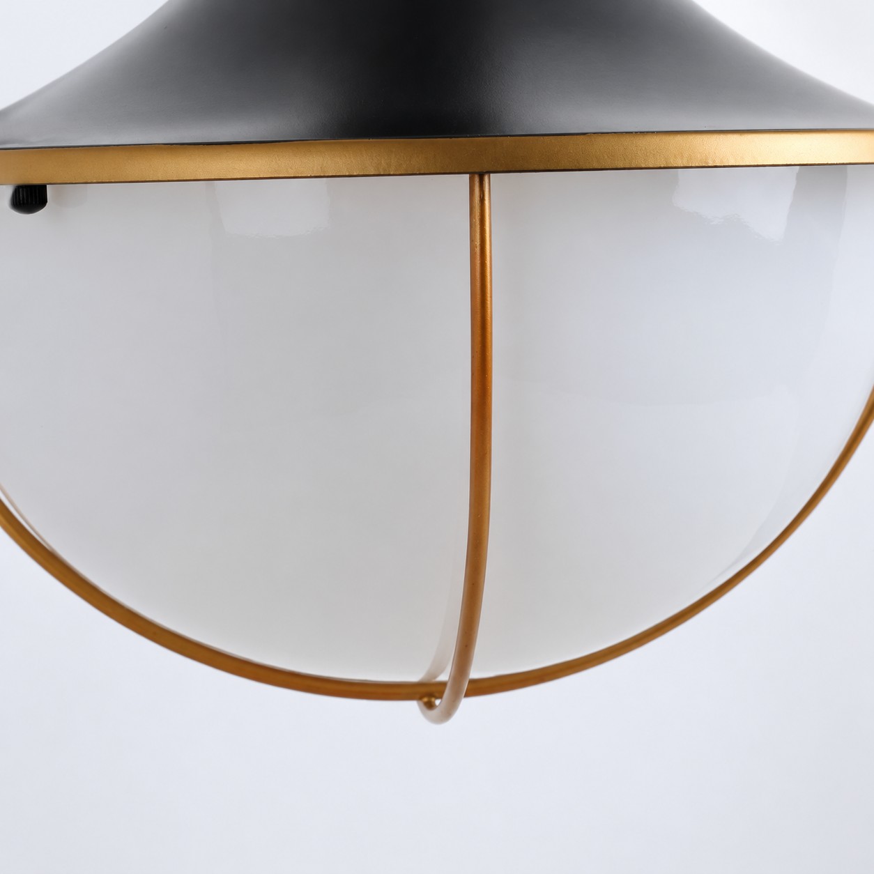 Black and Gold Outdoor Wall Lantern shade detail