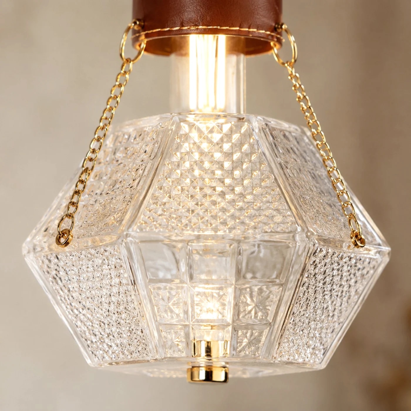 Prismatic glass shade detail