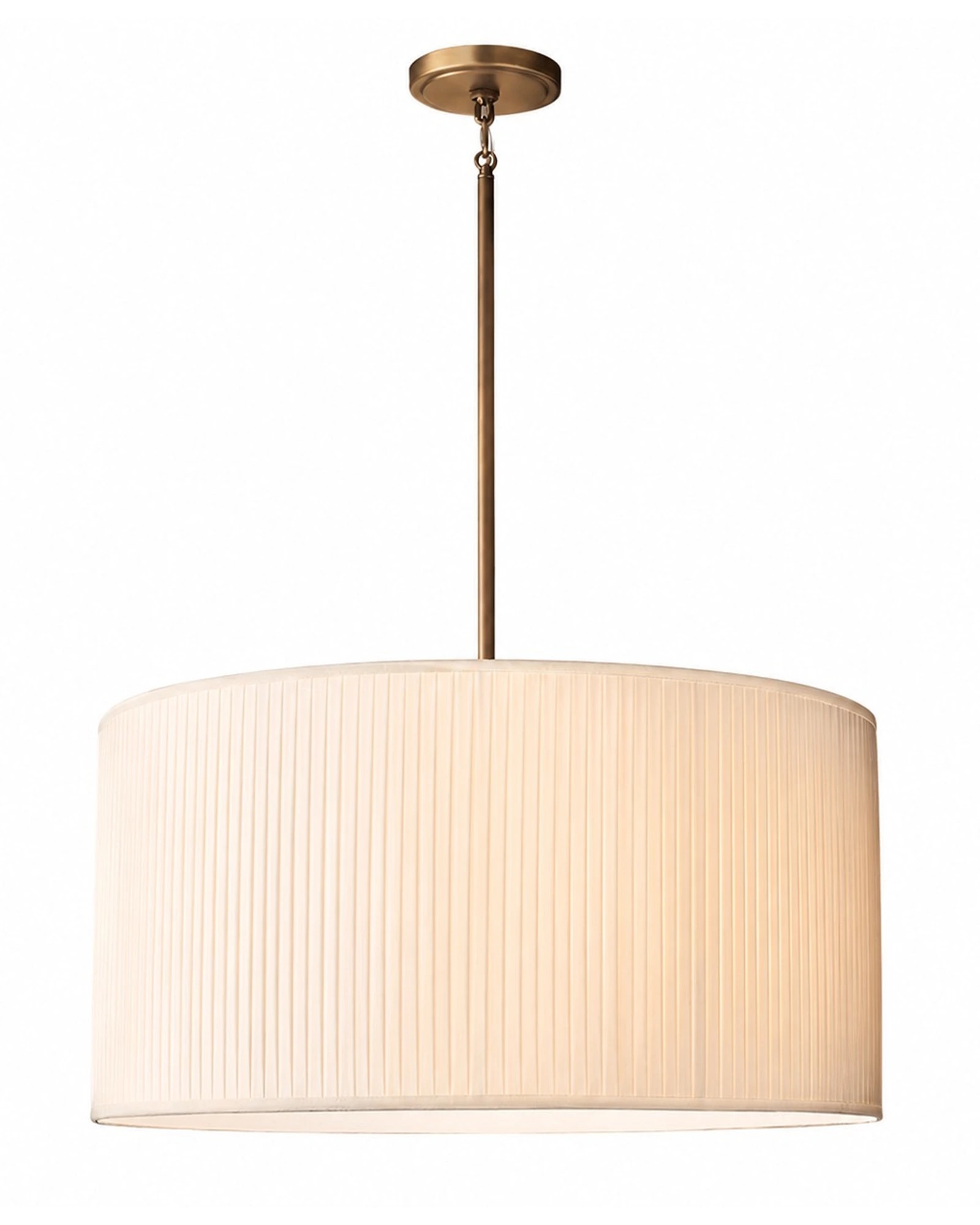 Lampadario Dumora con paralume plissettato bianco e finitura in ottone anticato.
