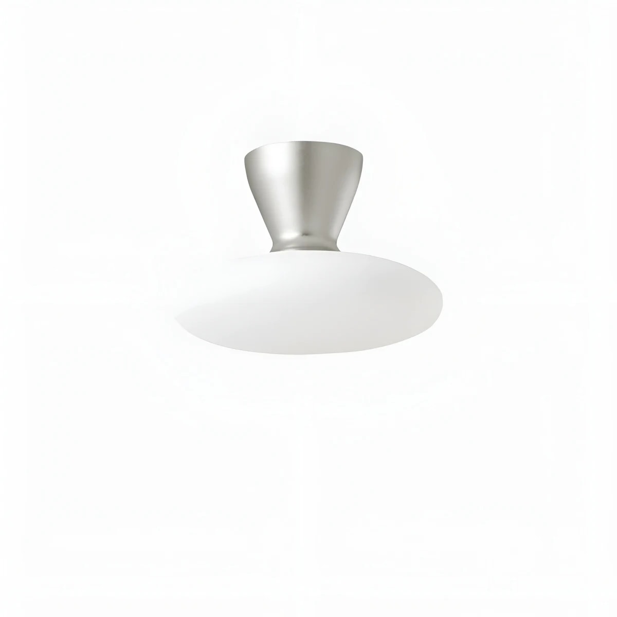 Lámpara de techo Konos de cristal blanco con acabado plateado, de 18 cm de diámetro.
