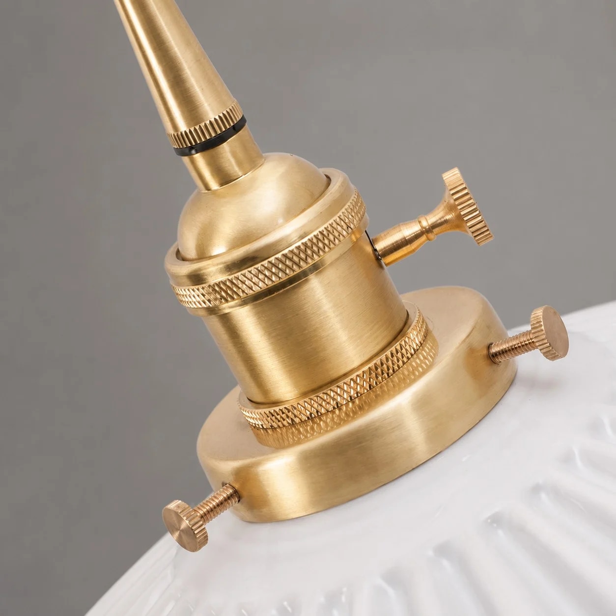 Pendant hardware detail