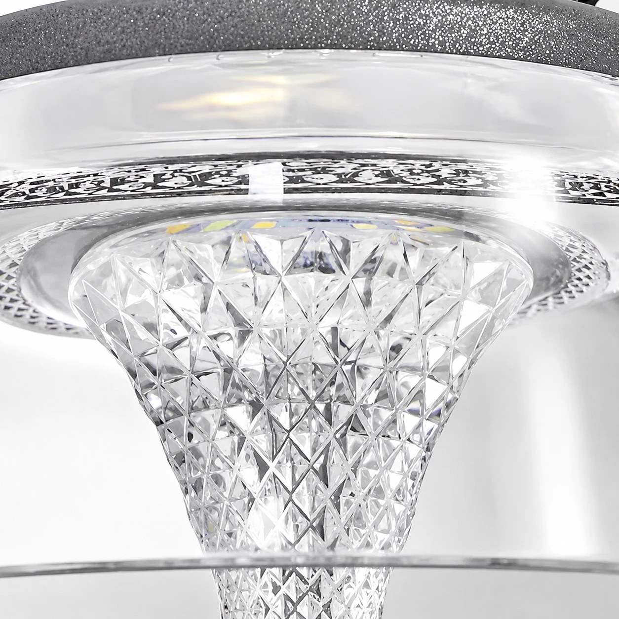 Clear prismatic shade detail