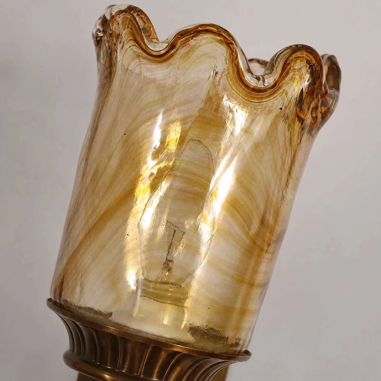Amber marbled glass shade with scalloped rim