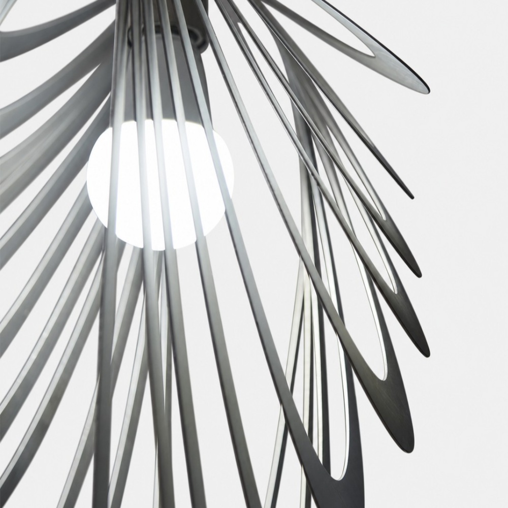 Metal Feather Pendant Lamp detail 1