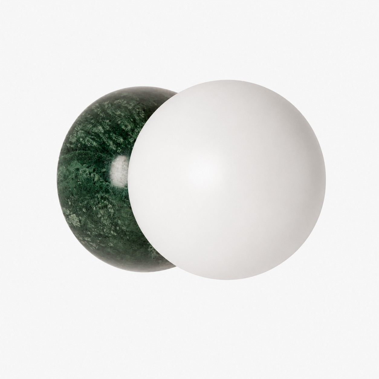 Marmeren globe wandkandelaar in Indisch groen marmer