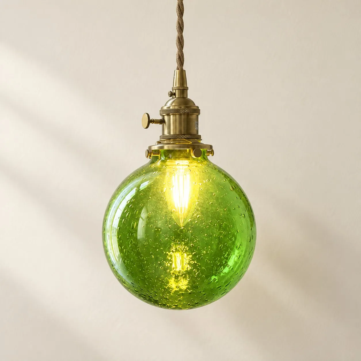 Lámpara colgante de cristal acanalado verde
