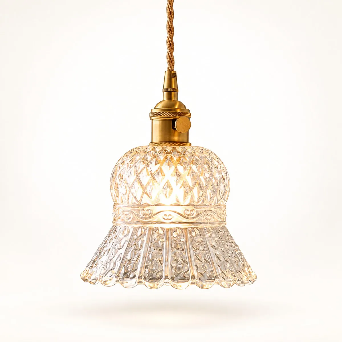 Lámpara colgante vintage de latón con forma de piña y cristal