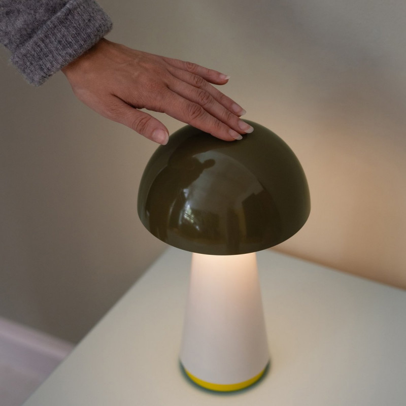 Lampe de table portable led  BOB