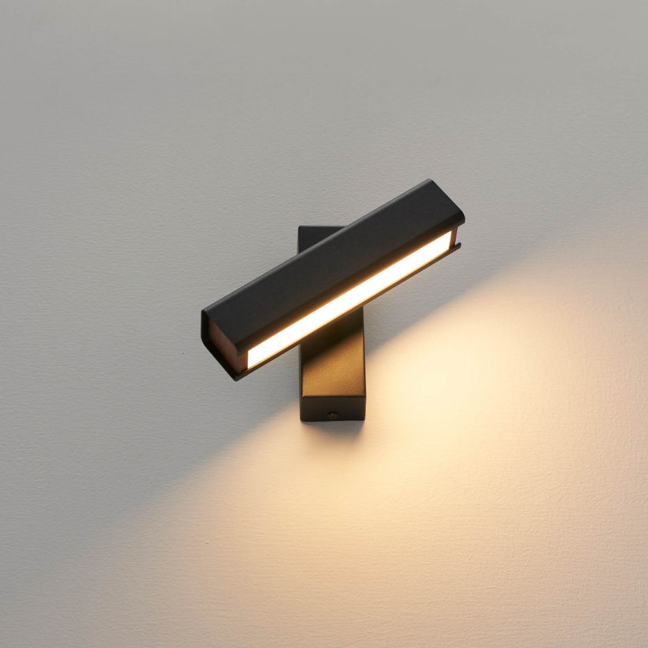 Applique LED pivotante et élégante - SALVI