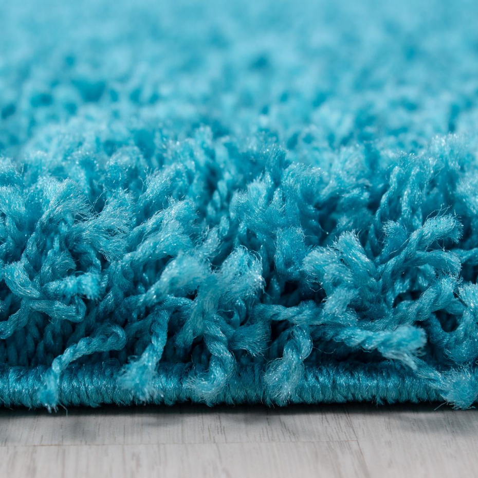 Tapis poils longs shaggy tissé motif uni UNI L