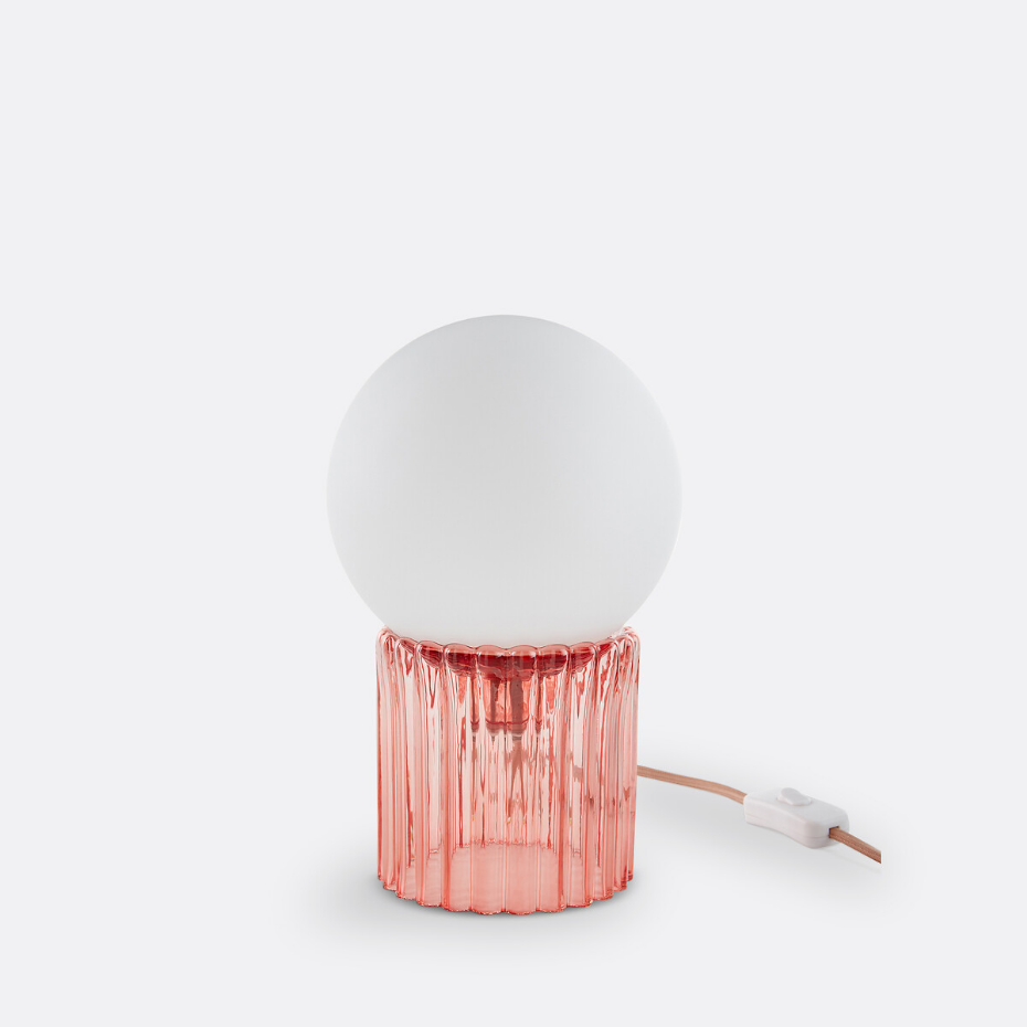 Lampe à poser, verre strié coloré et opaline, Dima