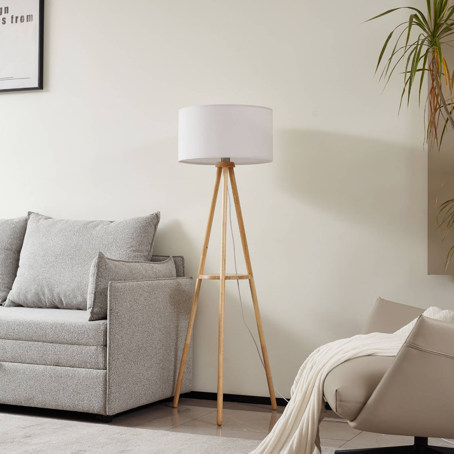 Lampadaire en bois traditionnel, Adamio