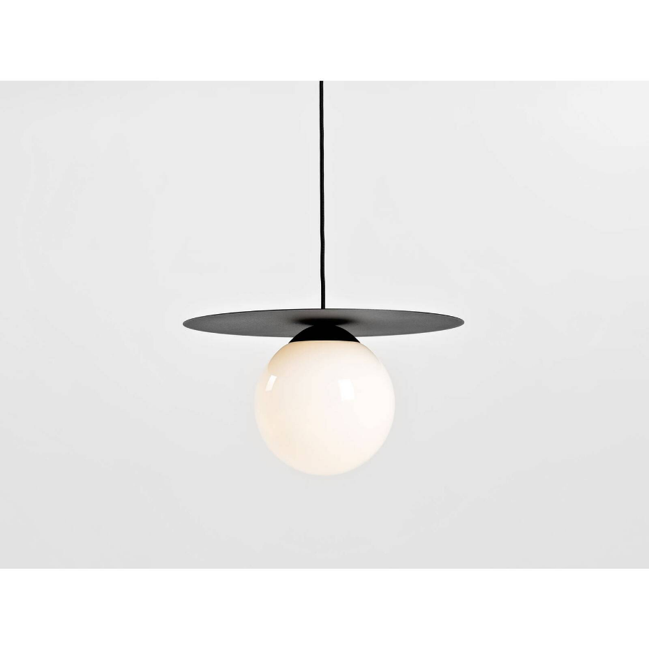 Suspension en acier Skiva ball