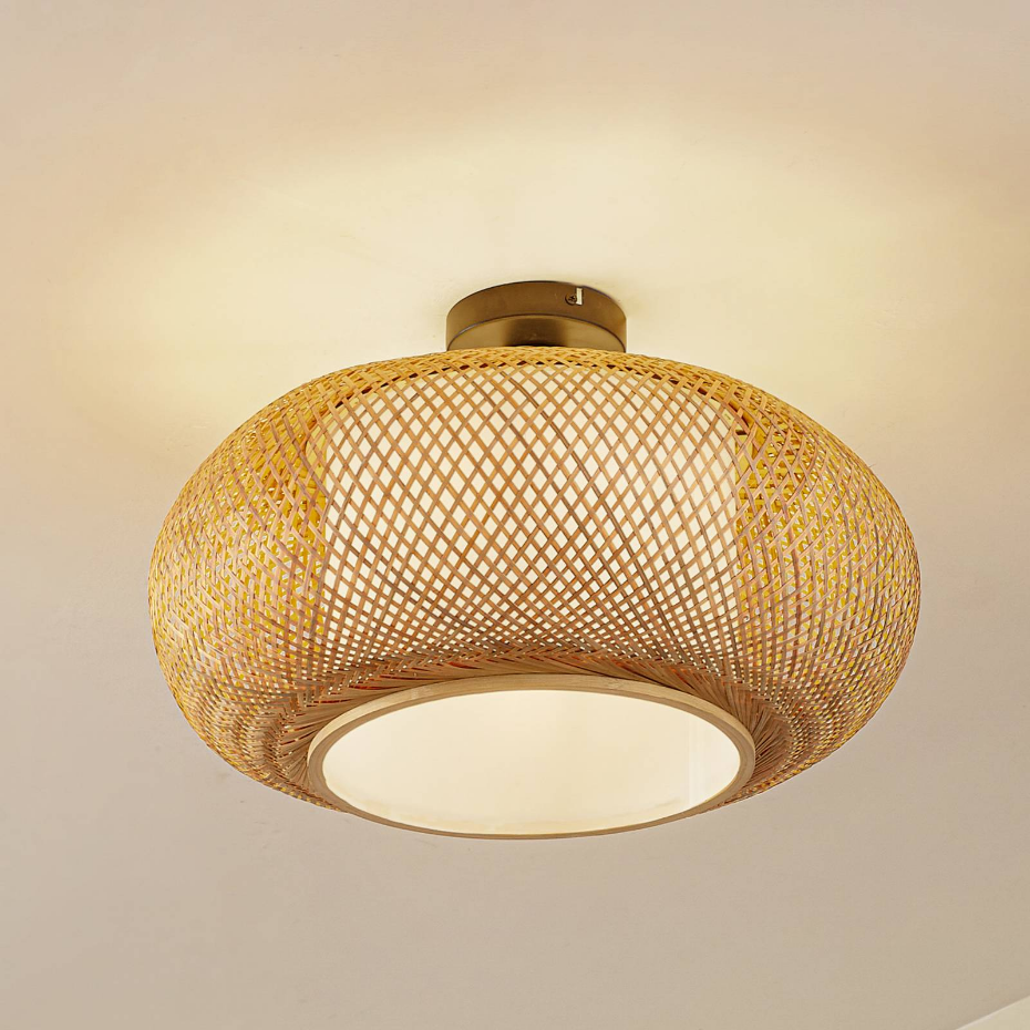 Plafonnier en bambou traditionnel, Romaine