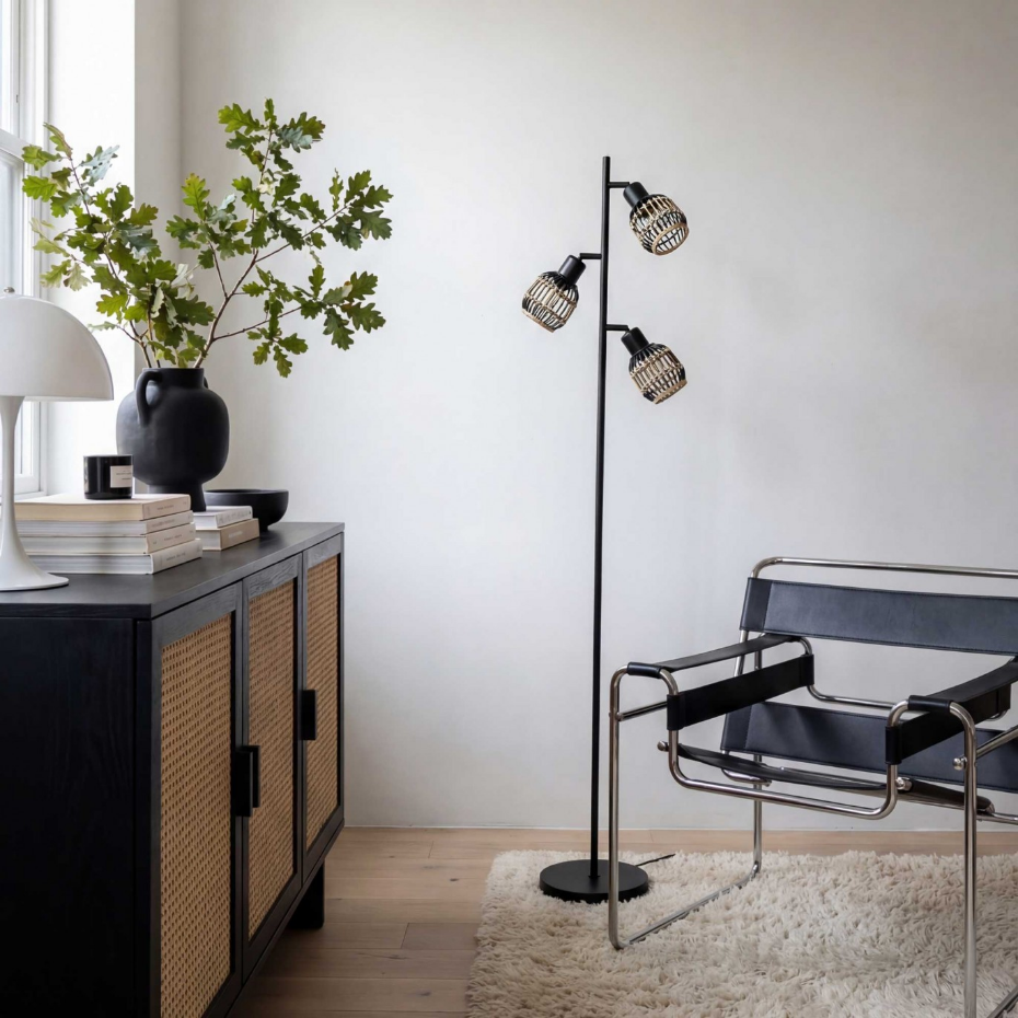 Lampadaire en métal et rotin tressé, LATIE
