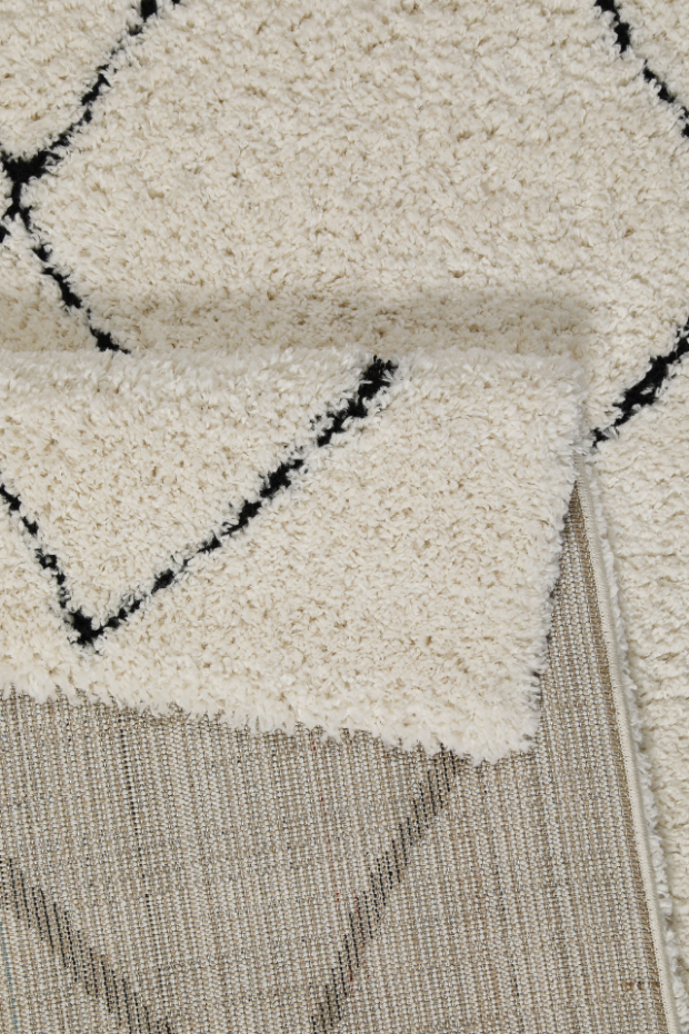 Tapis style berbère à poils longs ,  STUDIO TWO