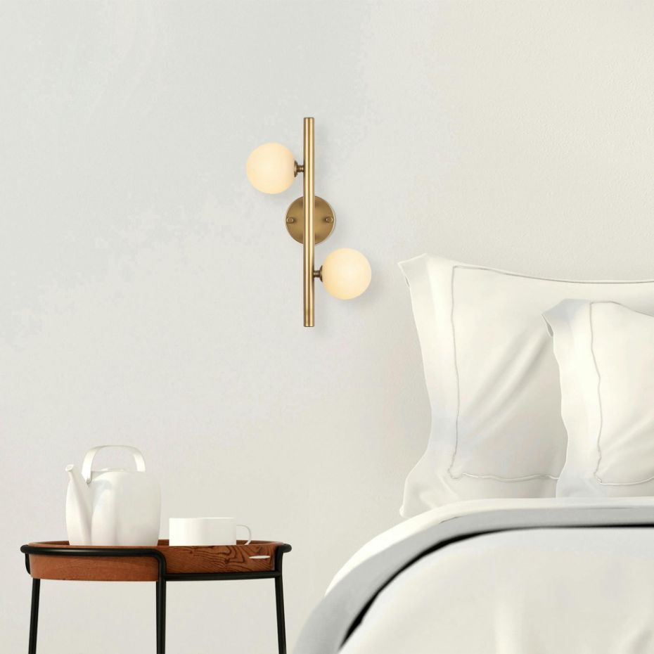Applique murale art déco dorée, 2 globes blancs L 40 cm SIERRE