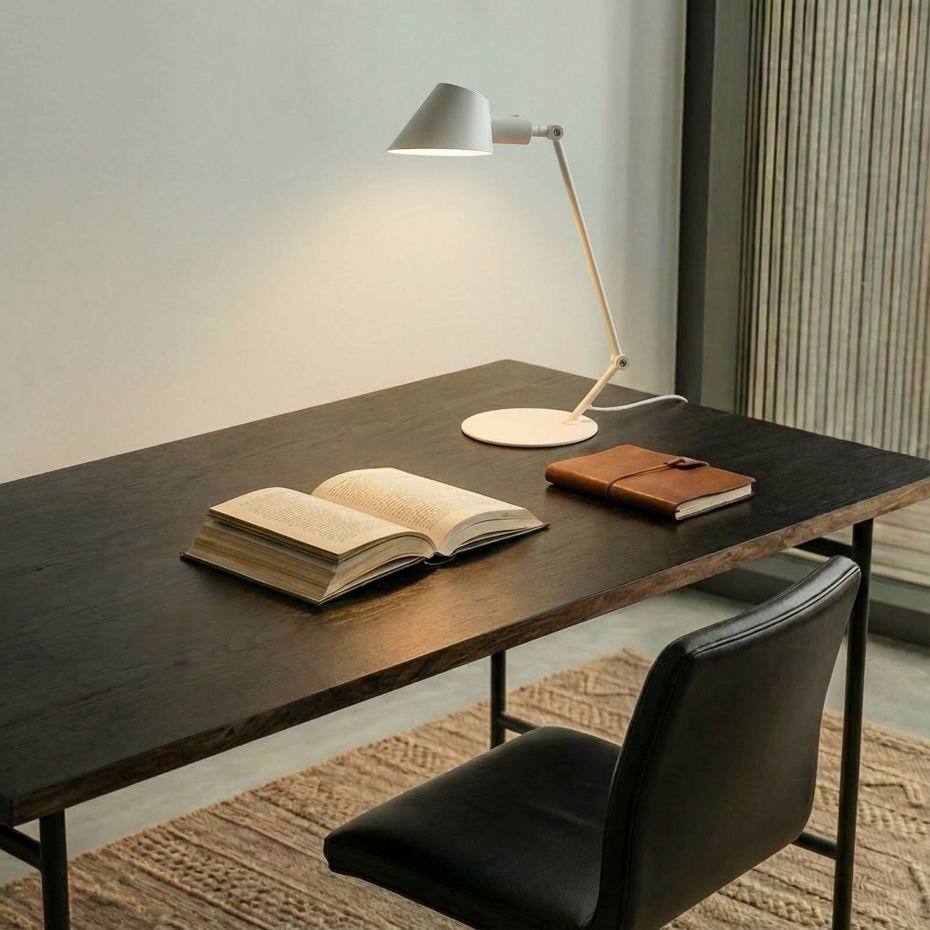 Lampe à poser en métal moderne, Corali
