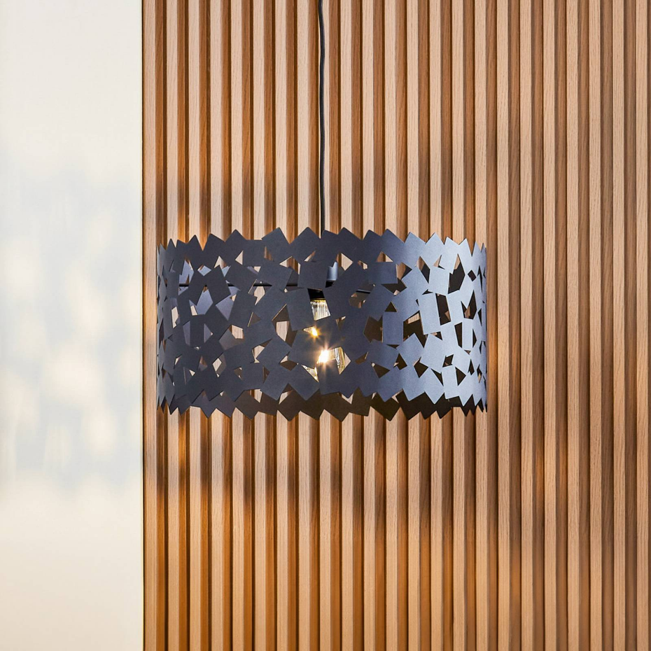 Suspension en métal moderne, Aeloria