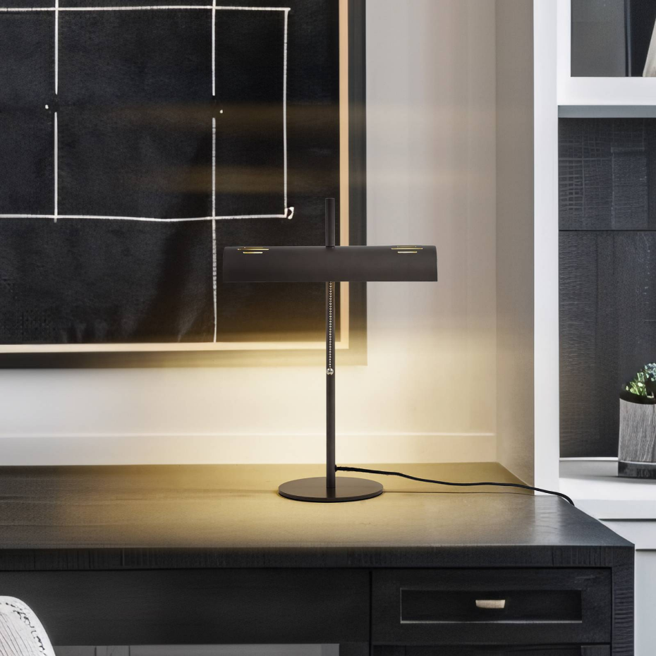 Lampe à poser en métal moderne, Nysira
