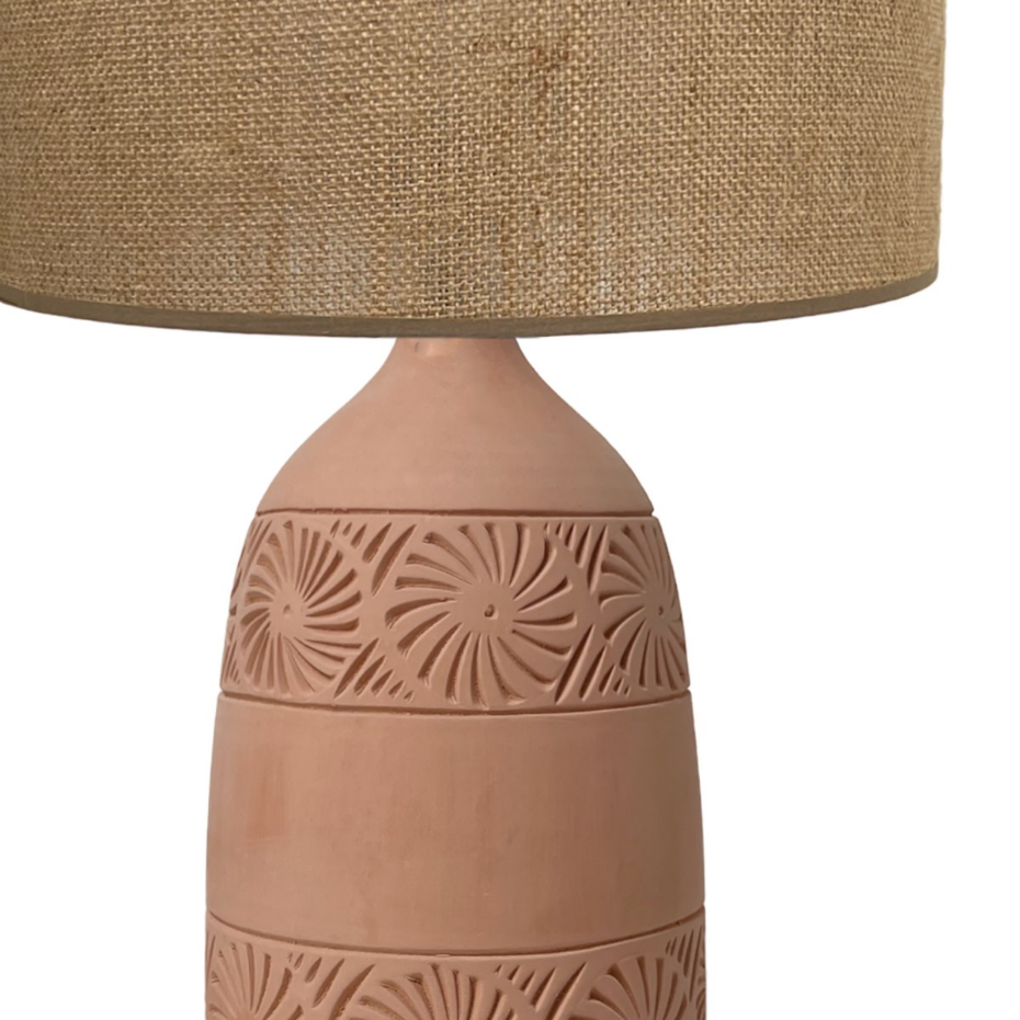 Lampe en terre cuite avec abat-jour jute, KÉO MAYA