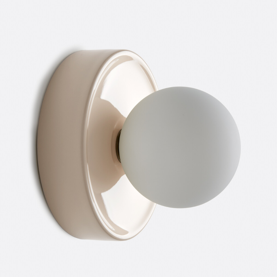 Applique ou plafonnier, rond, céramique et verre opaline, diamètre 16,8 cm, HOLI