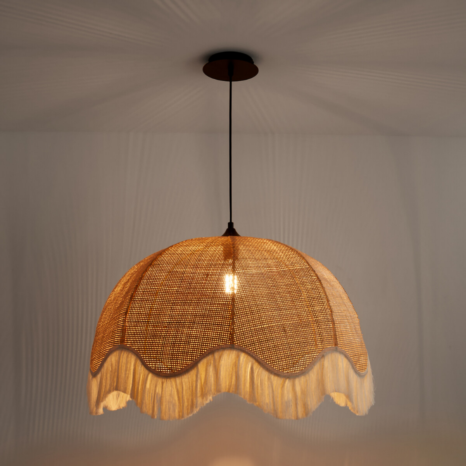 Suspension frangée en rotin Ø69 cm, Daphné