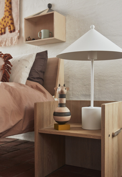 Lampe en métal avec abat-jour