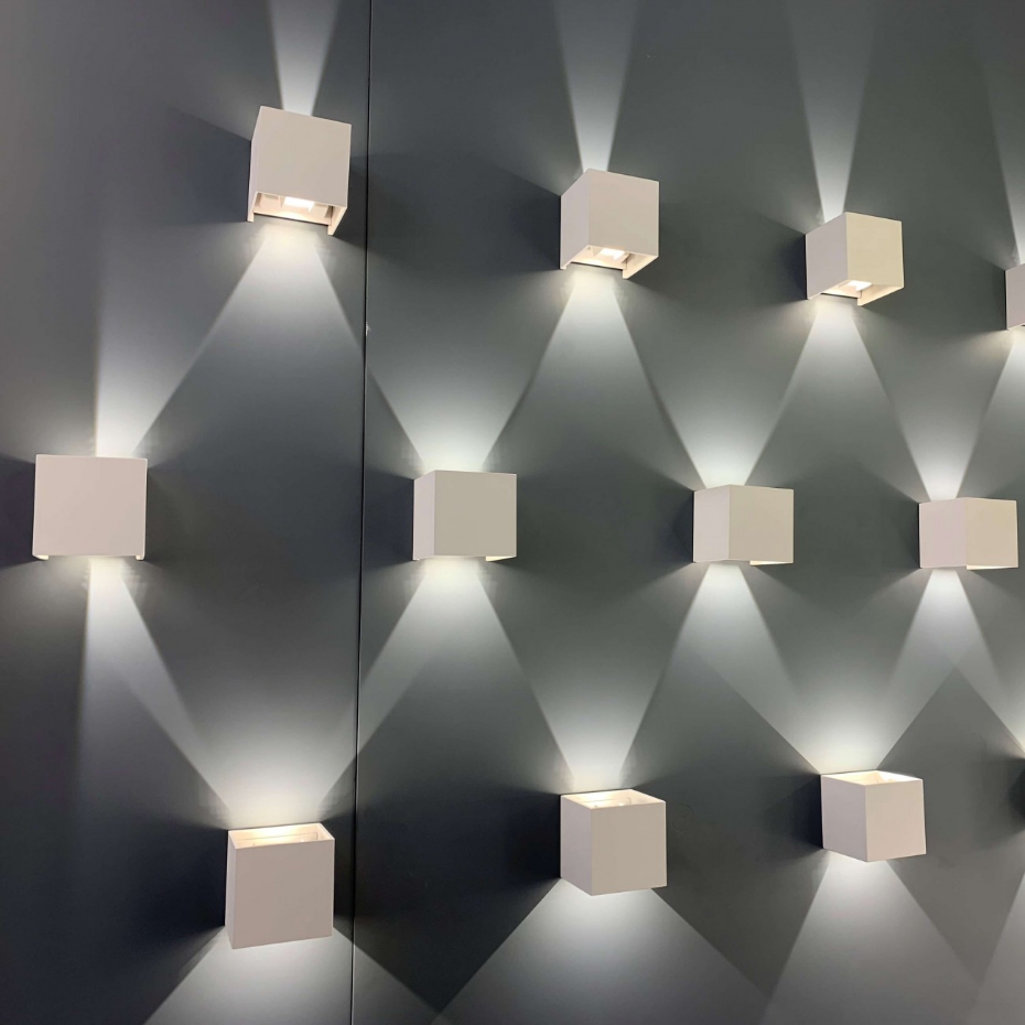 Applique murale compacte et modulable - CUBIC