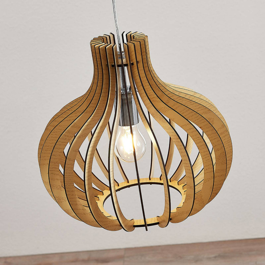 Suspension en bois scandinave, Sina