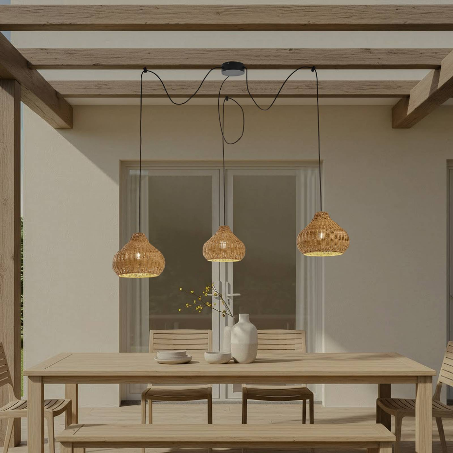 Luminaire extérieur en bois traditionnel