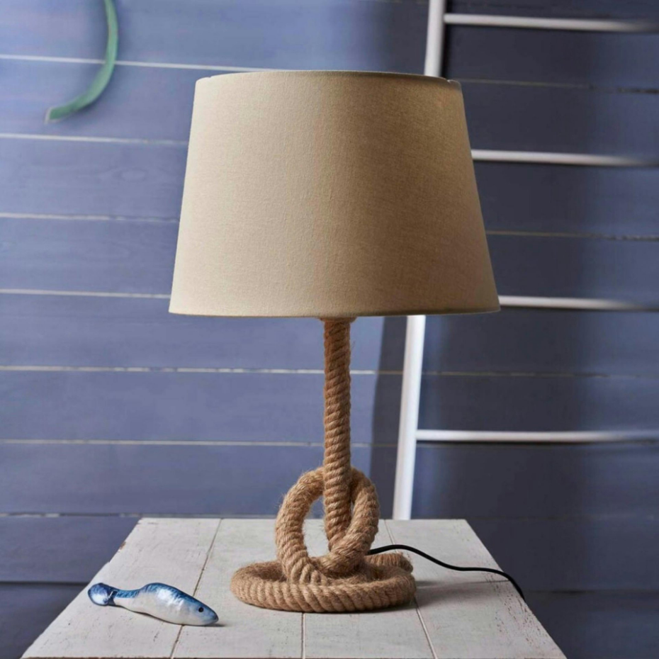 Lampe de salon corde nouée