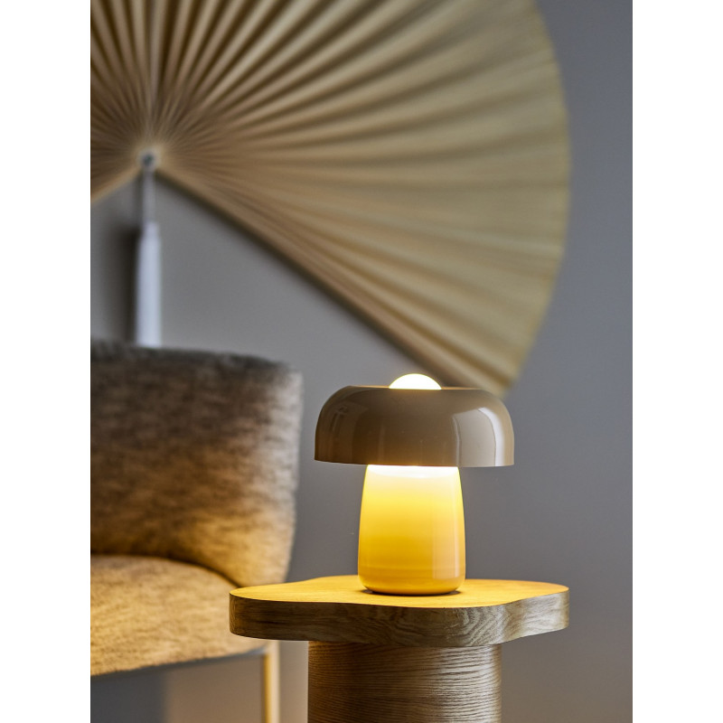 Petite lampe design vintage métal  YLVA