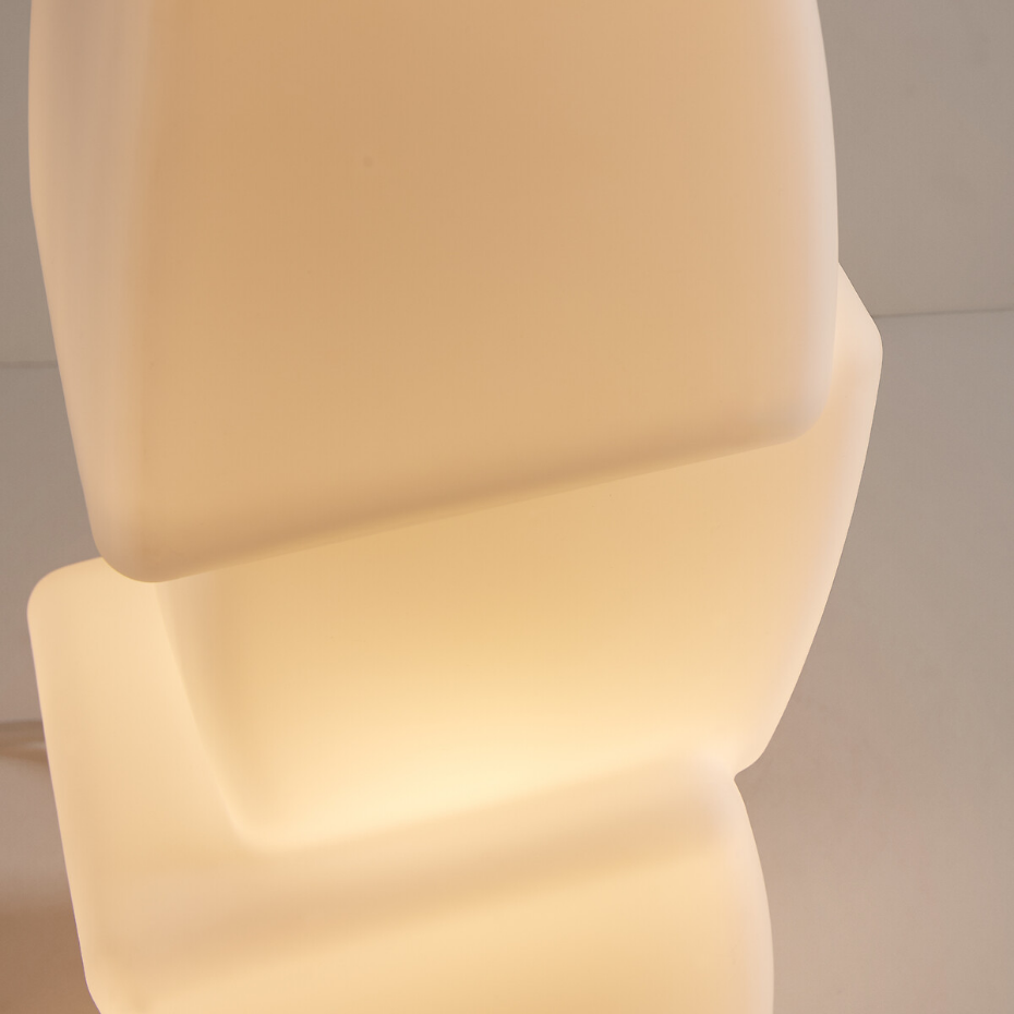 Lampe à poser en verre opaline, ETERA
