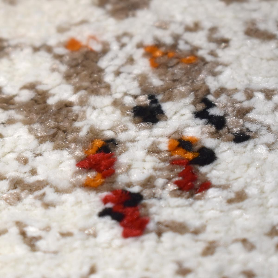 Tapis berbère tissé motifs tribaux LYN8 MORA