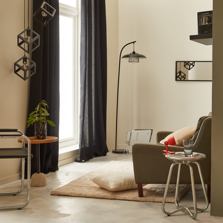 Suspension en fer, PLYWOOD