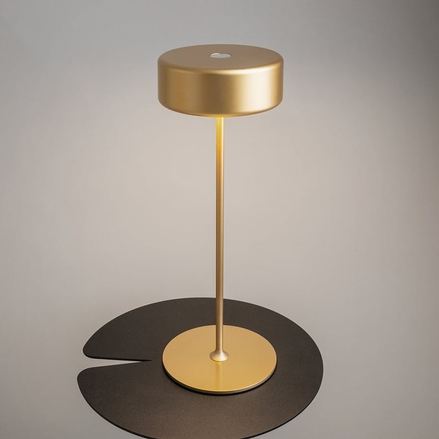 Lampe de table rechargeable en métal ALMA