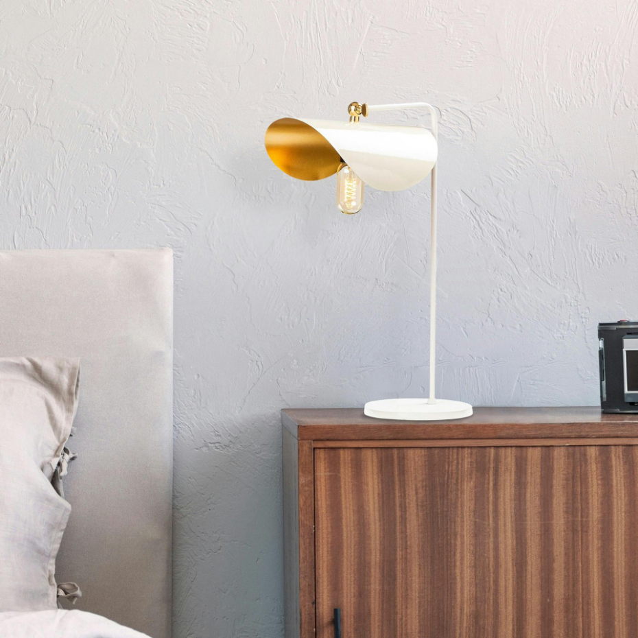 Lampe de table moderne blanche, abat-jour galbé SINOP
