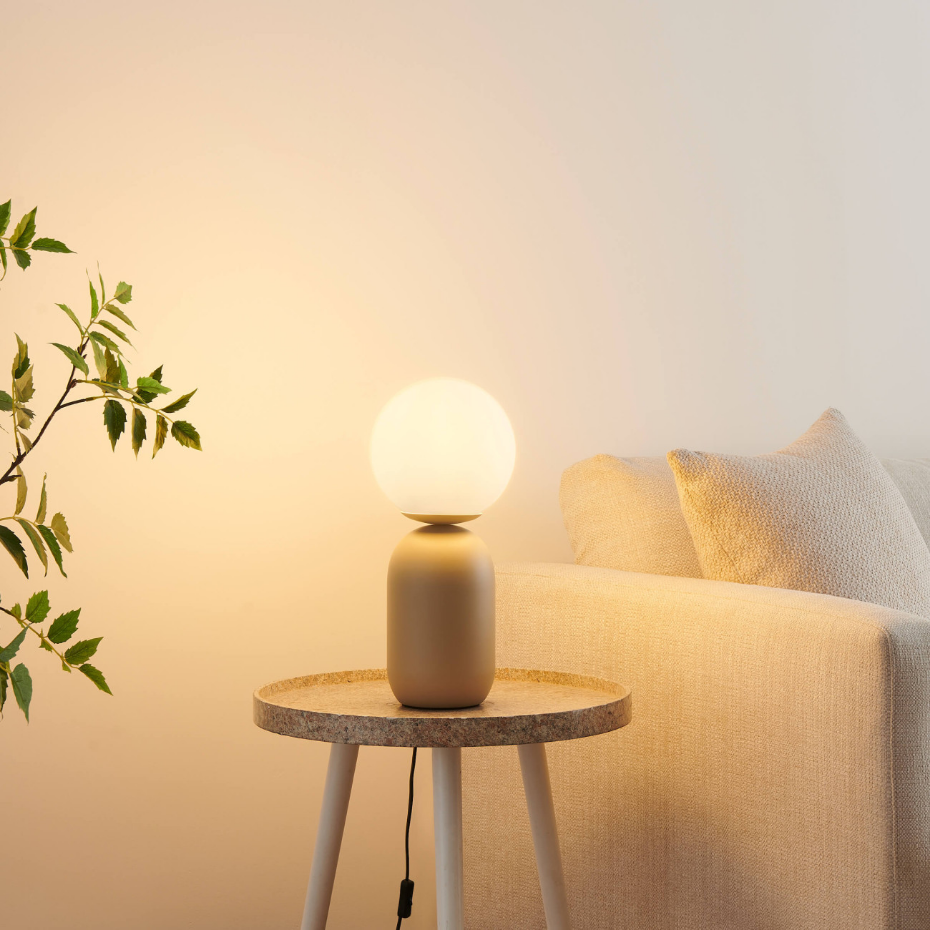 Petite lampe à poser moderne et pop - SLEY