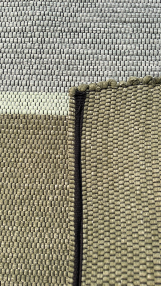 Tapis en fibres recyclées tissé à la main LEONOR