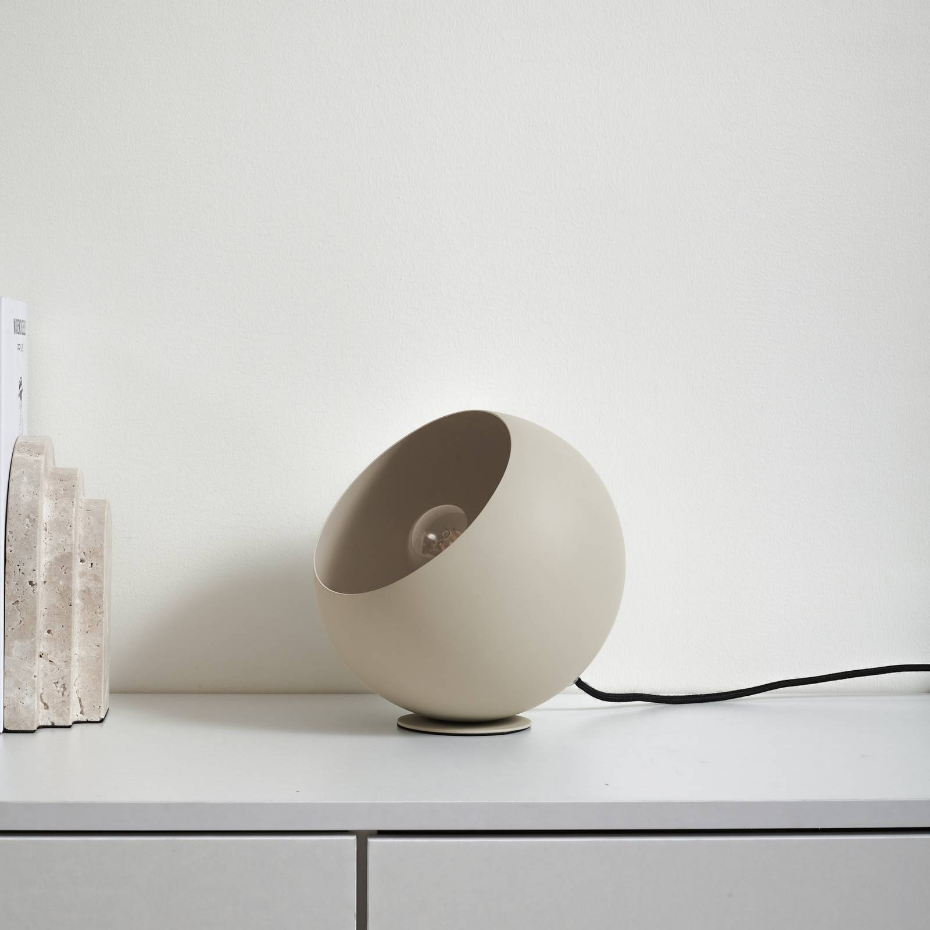 Lampe à poser en métal moderne, Somolia