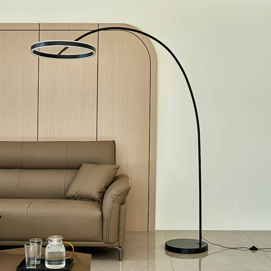 Lampadaire en métal designLED, Yekta