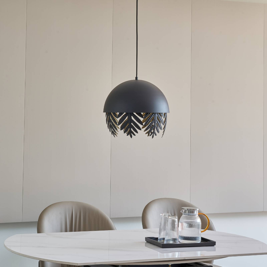 Suspension en métal design, Aparas