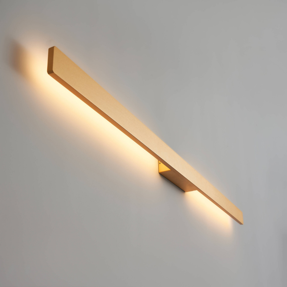 Applique LED dorée minimaliste - SAMBAI