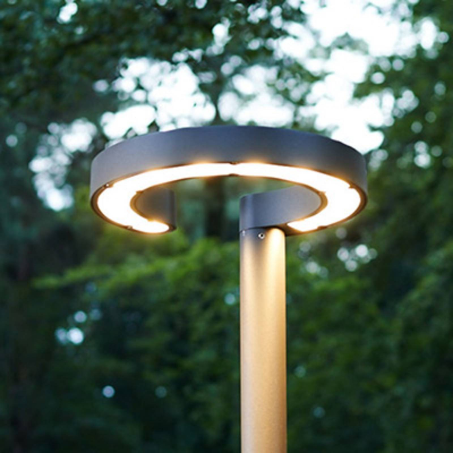 Lampadaire extérieur en aluminium moderneLED