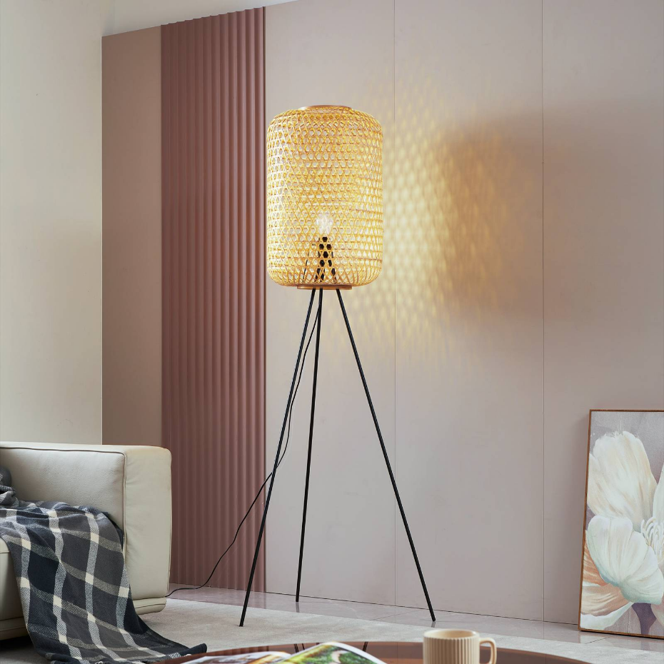 Lampadaire en métal traditionnel, Jorick