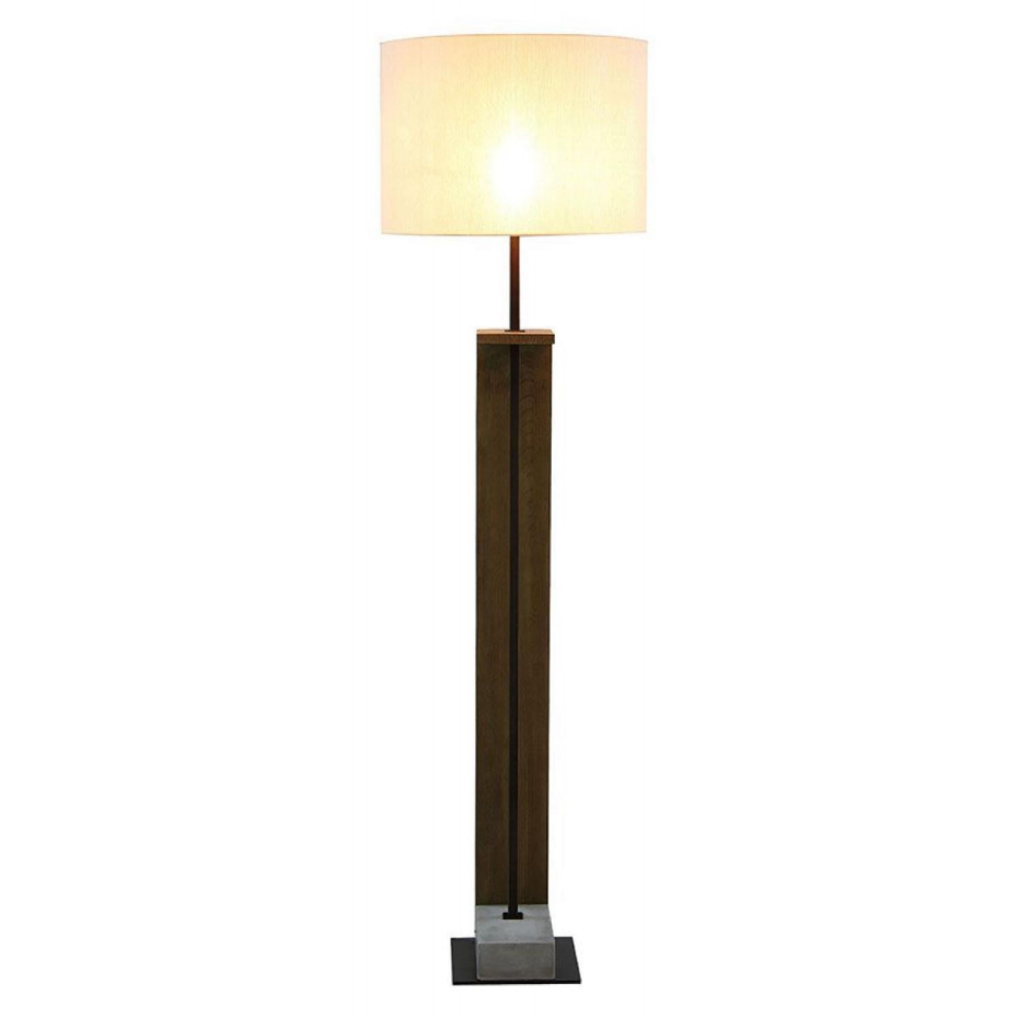 Lampadaire bois et béton - CHIC