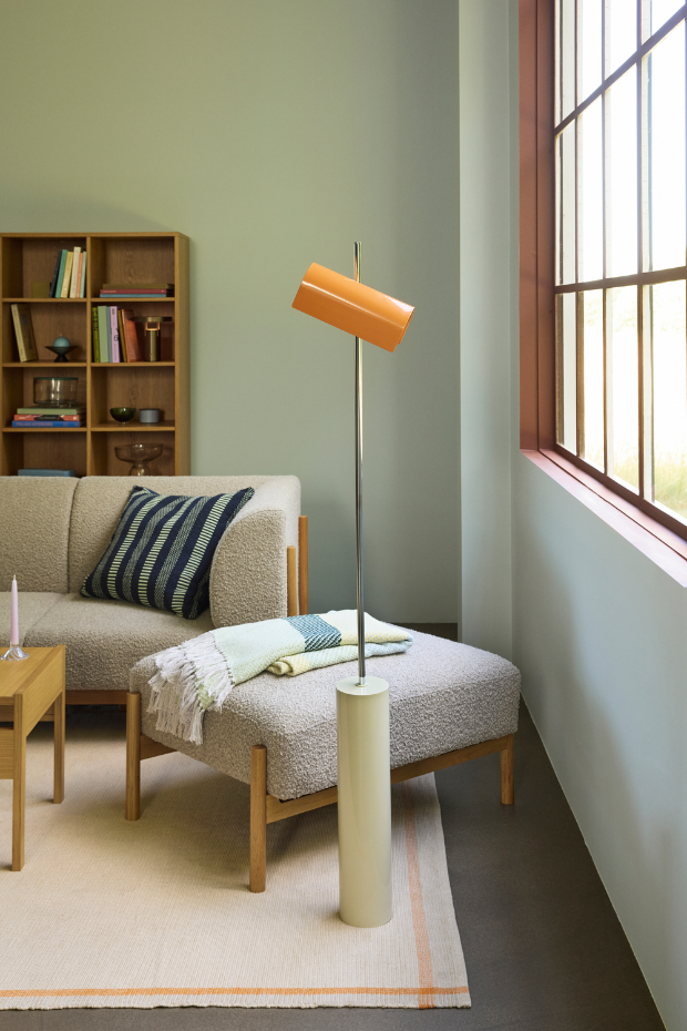 Lampe sur pied en fer et polycarbonate REFLECTOR
