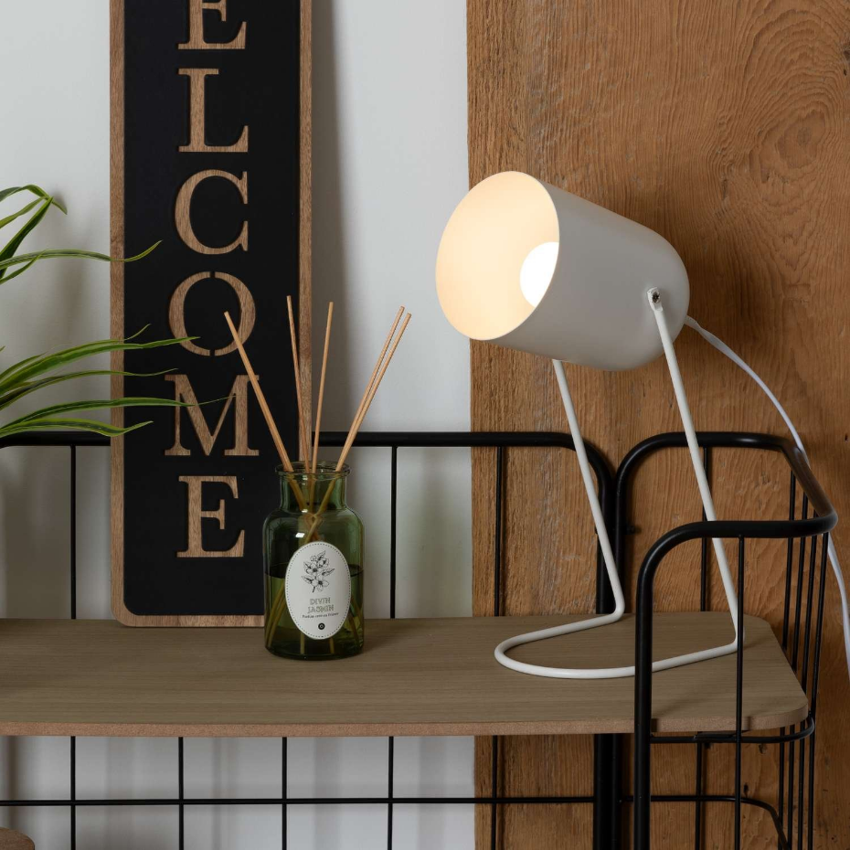 Lampe à poser en métal
