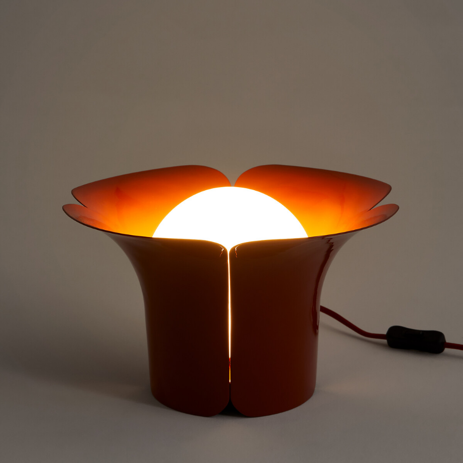 Lampe à poser tulipe, métal fer et opaline, Tessen